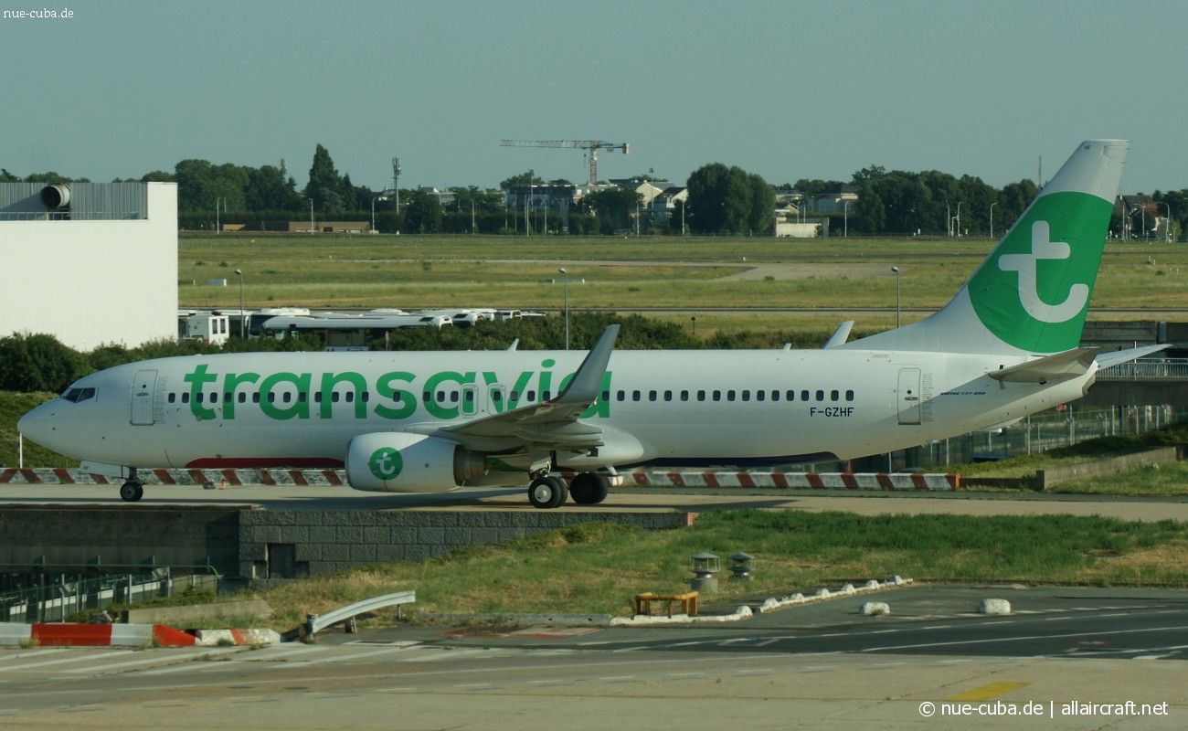 F-GZHF (29677) 2009 Boeing 737-8K2(WL)