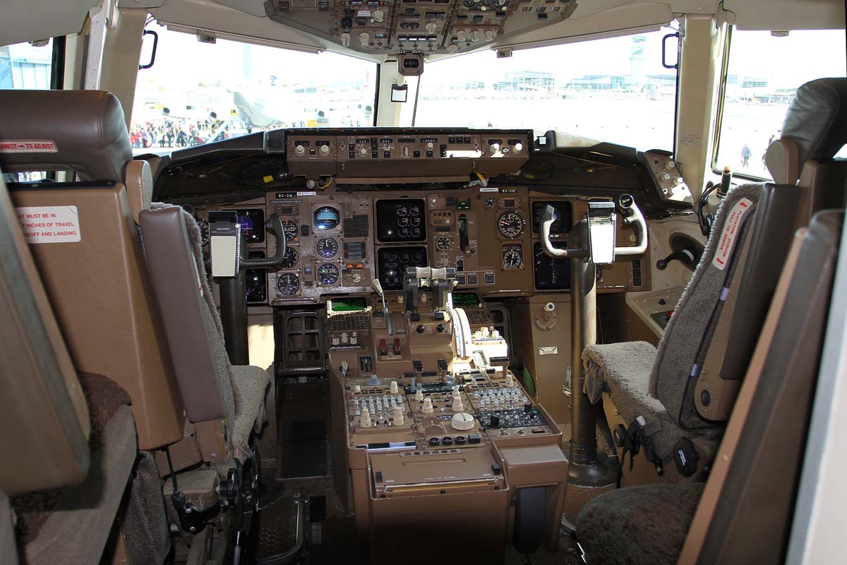 NZ7571 (26633) 1992 Boeing 757-2K2