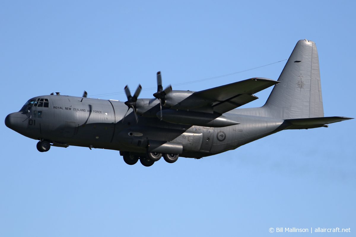 NZ7001 (382-4052) Lockheed C-130H Hercules