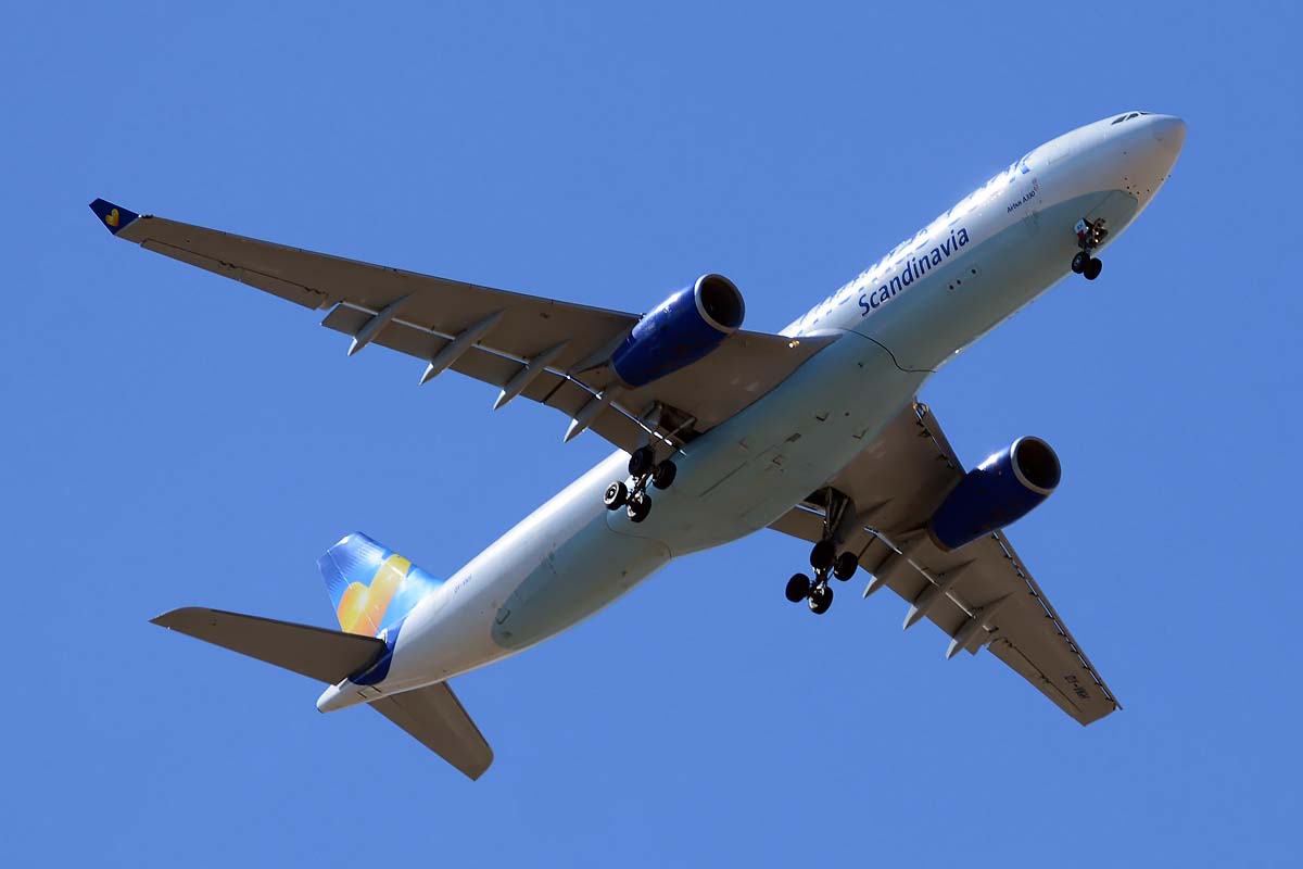 OY-VKH (356) 2000 Airbus A330-343