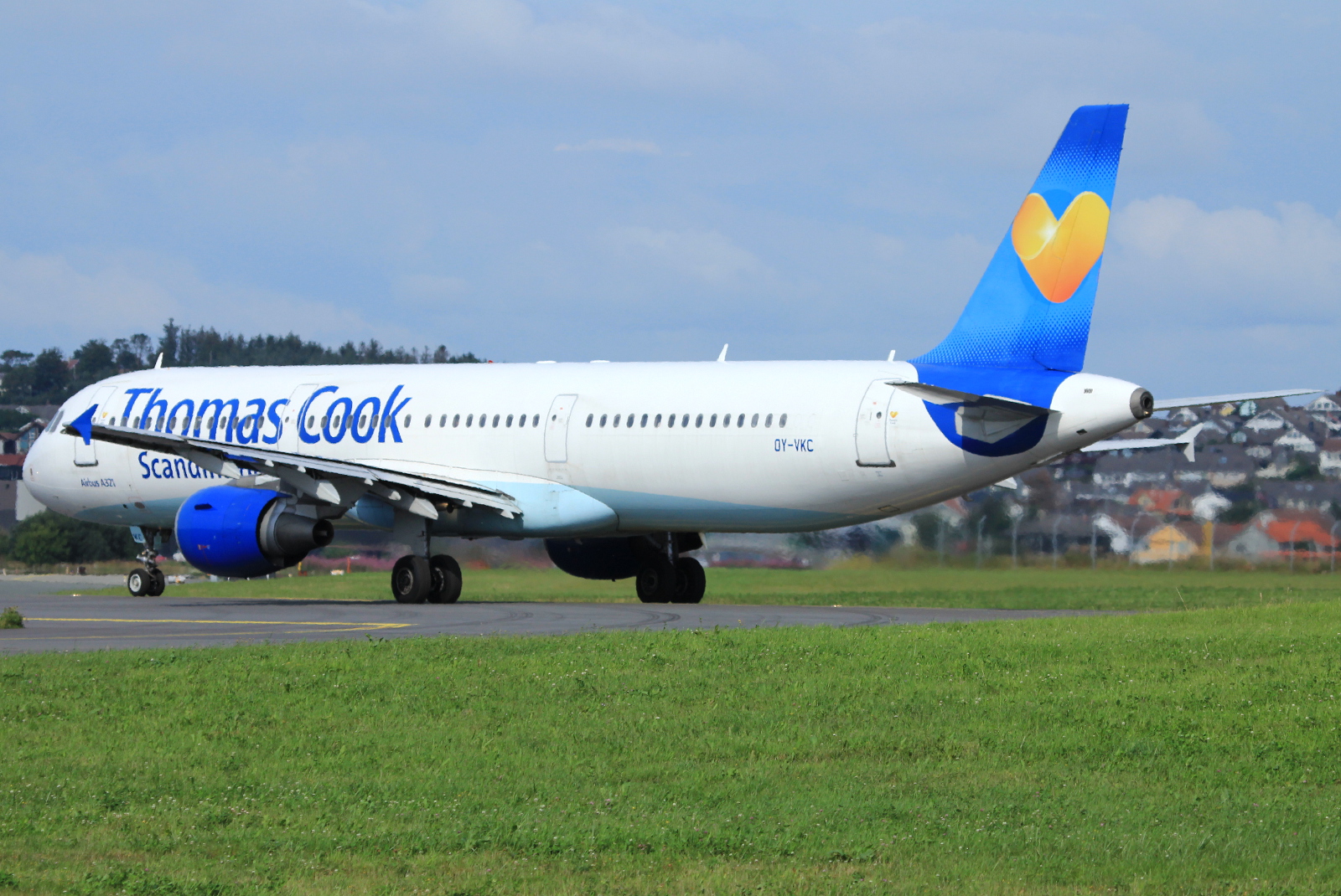 OY-VKC · Airbus A321-211 · (SVG / ENZV)