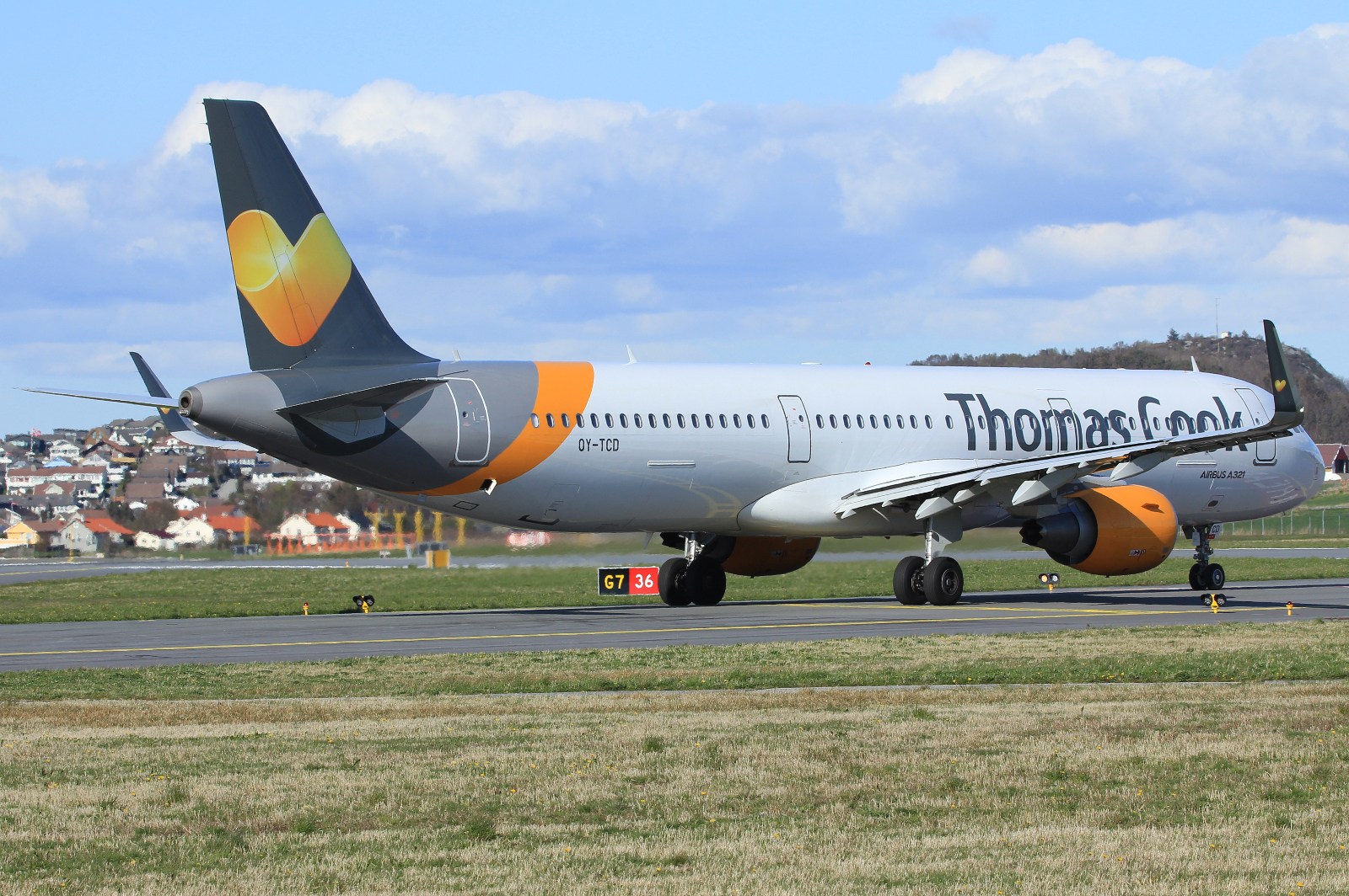 OY-TCD (6314) 2014 Airbus A321-211(WL)