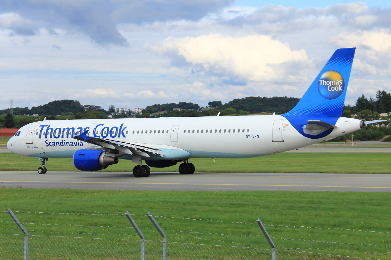 OY-VKD, (cn 1960), Airbus A321-211