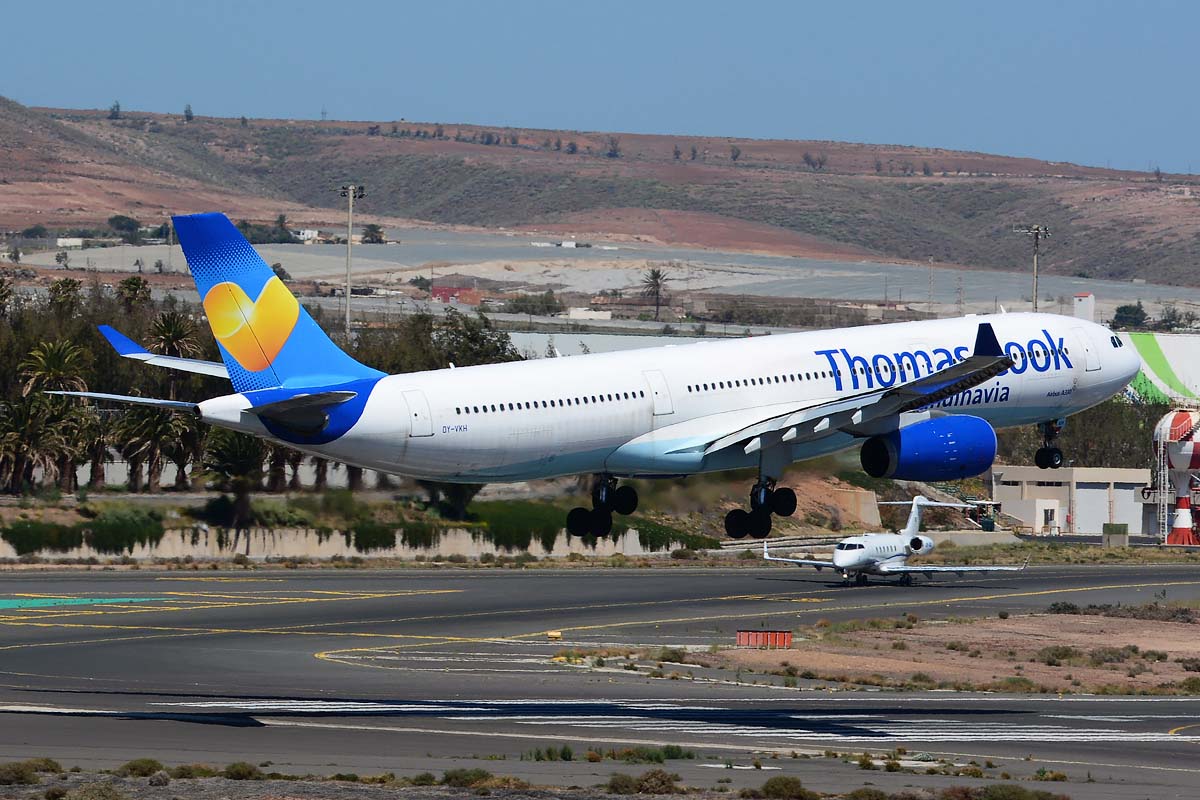 OY-VKH (356) 2000 Airbus A330-343