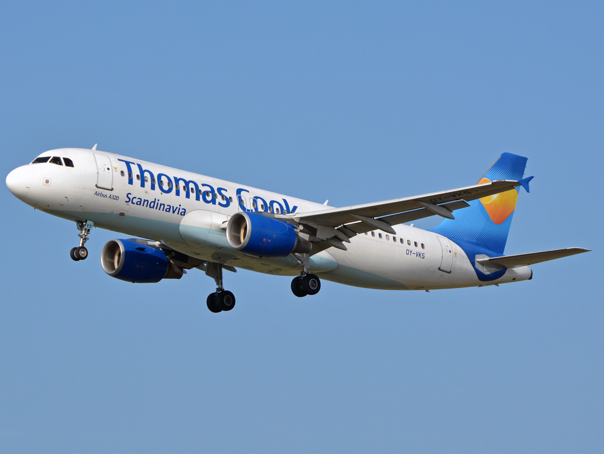 OY-VKS (1954) 2003 Airbus A320-214