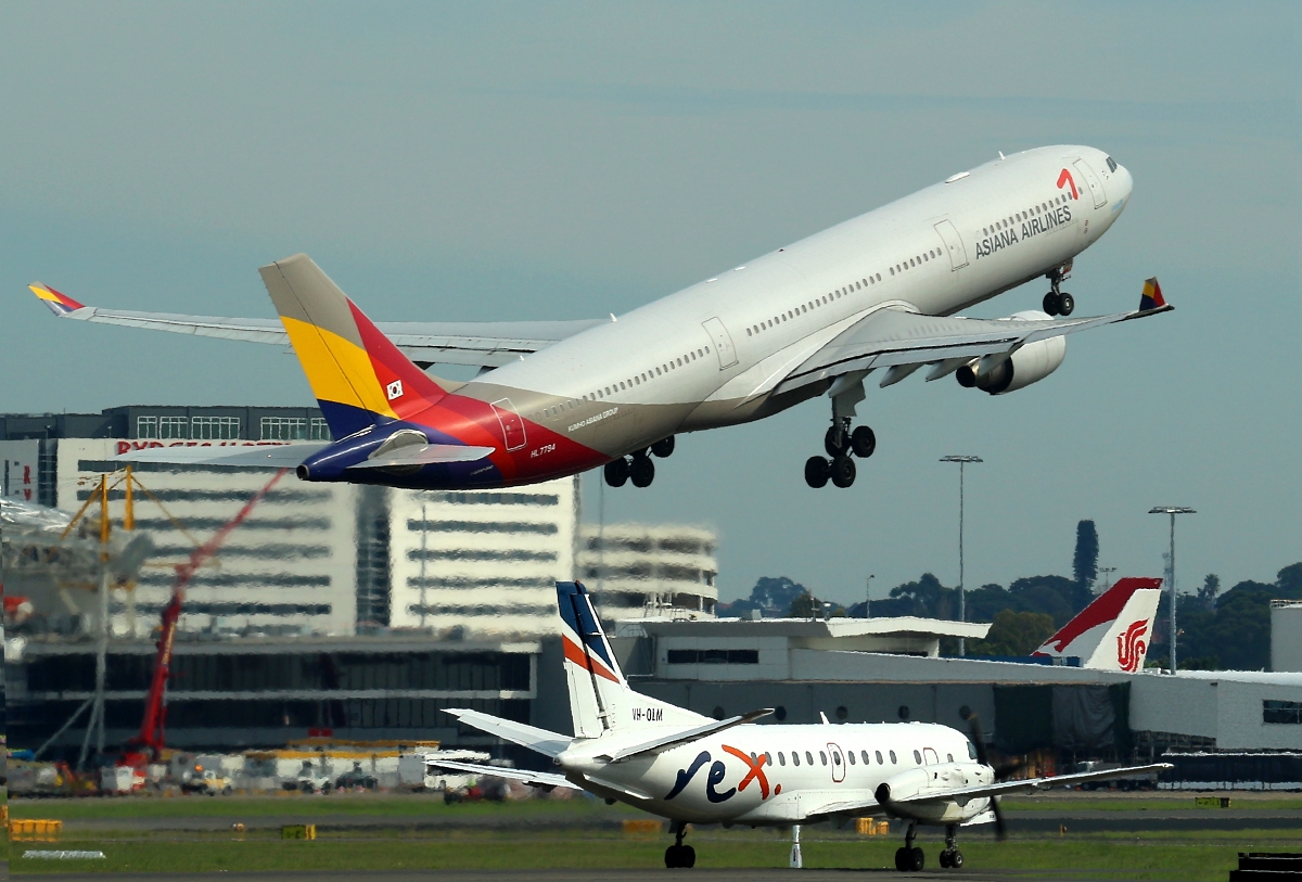 HL7794 (cn 01151) Airbus A330-323