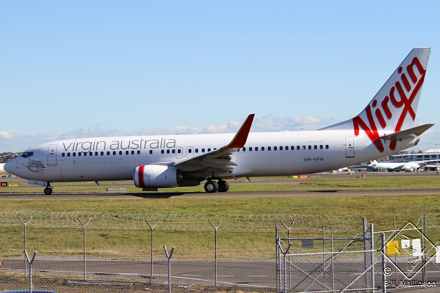 VH-YFH · Boeing 737-8FE · (SYD / YSSY)