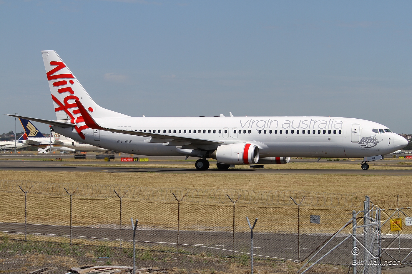 VH-VUF · Boeing 737-8FE(WL) · (SYD / YSSY)