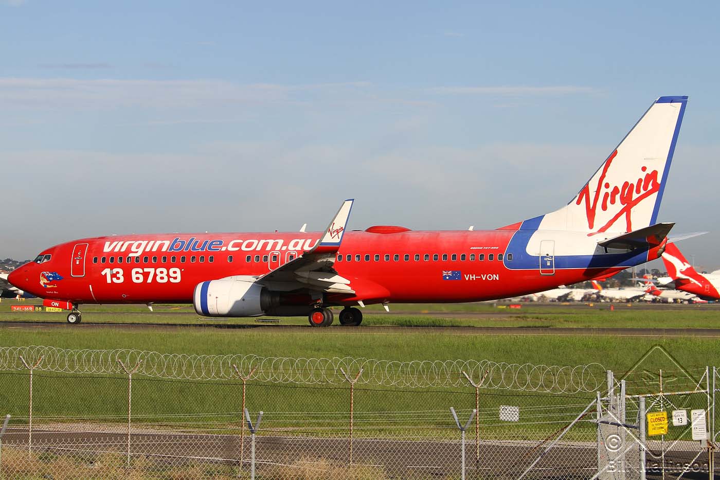 VH-VON · Boeing 737-8FE(WL) · (SYD / YSSY)