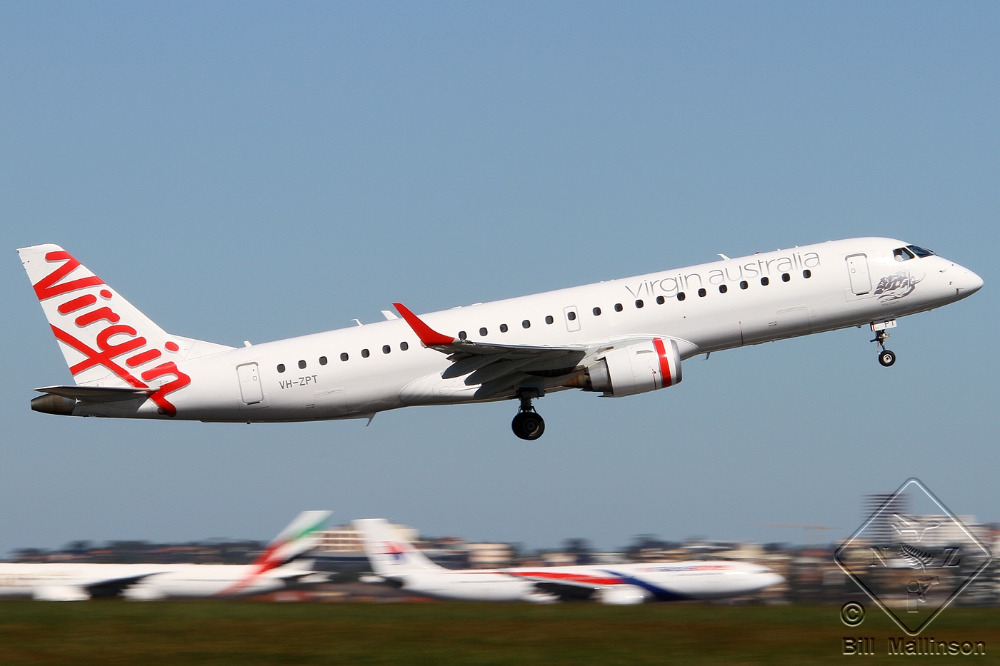 VH-ZPT · Embraer 190-100IGW · (SYD / YSSY)