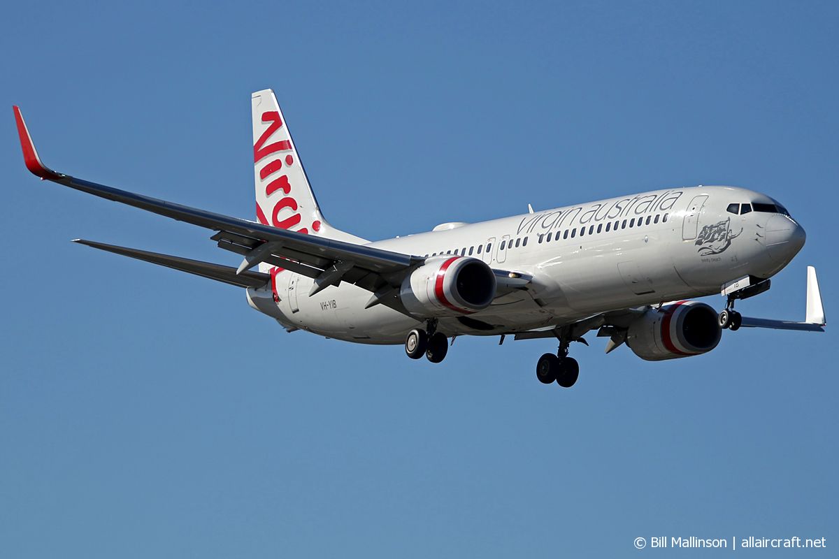 VH-YIB · Boeing 737-8FE(WL) · (SYD / YSSY)