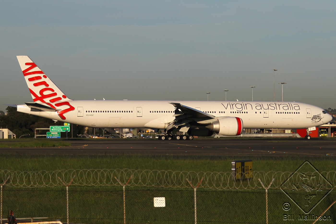 VH-VOZ · Boeing 777-3ZG/ER · (SYD / YSSY)
