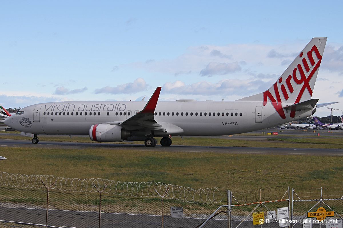VH-YFC · Boeing 737-81D(WL) · (SYD / YSSY)