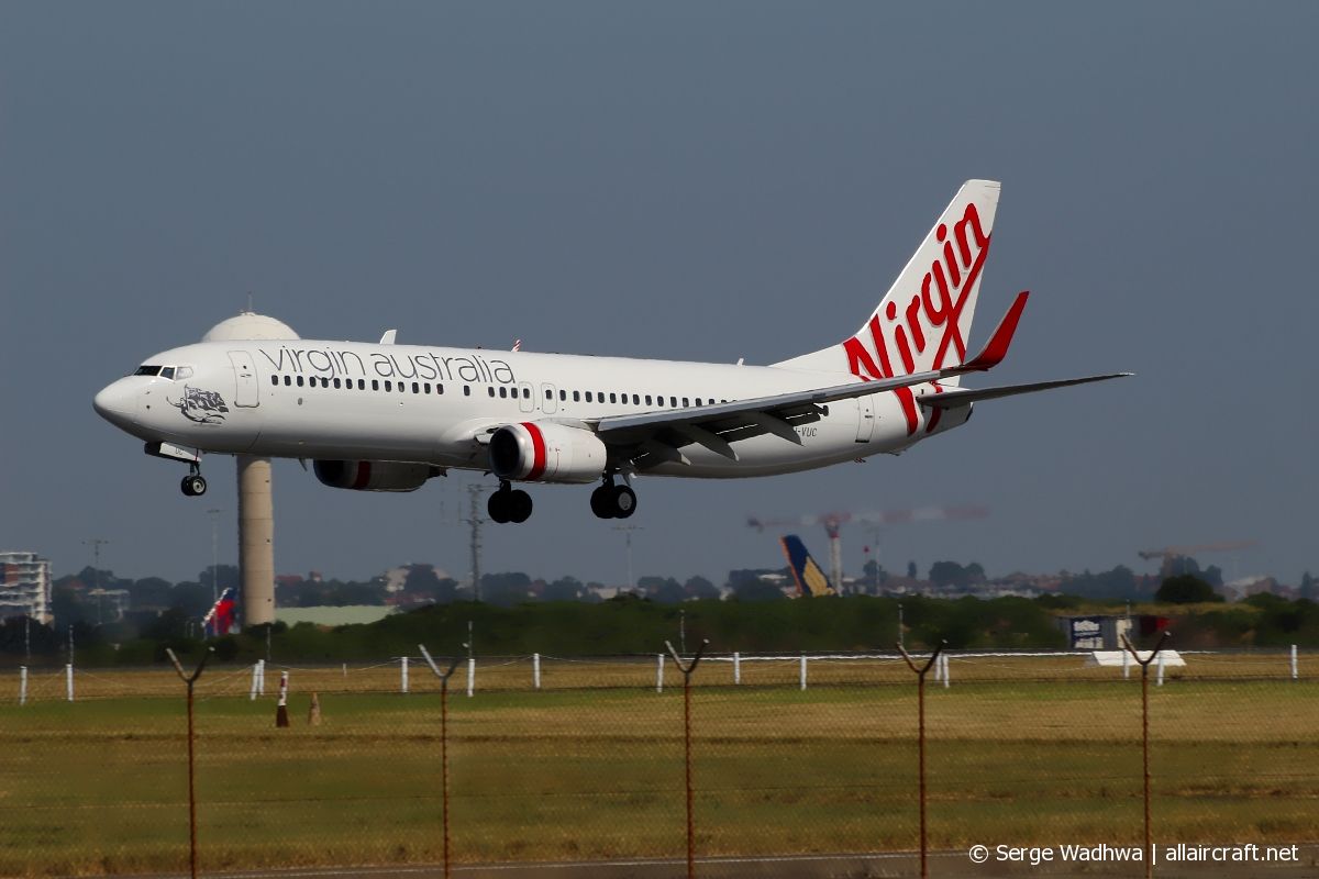 VH-VUC · Boeing 737-8FE(WL) · (SYD / YSSY)