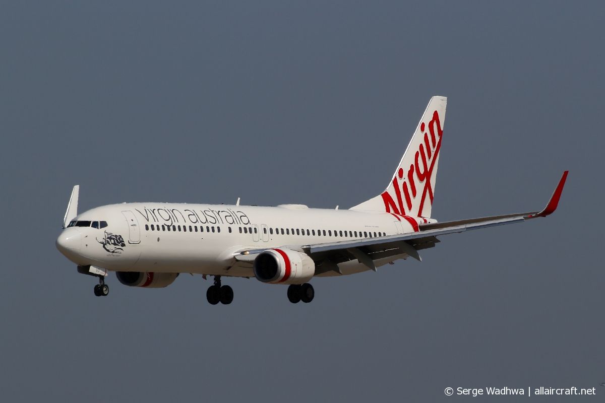 VH-VUO · Boeing 737-8FE(WL) · (SYD / YSSY)