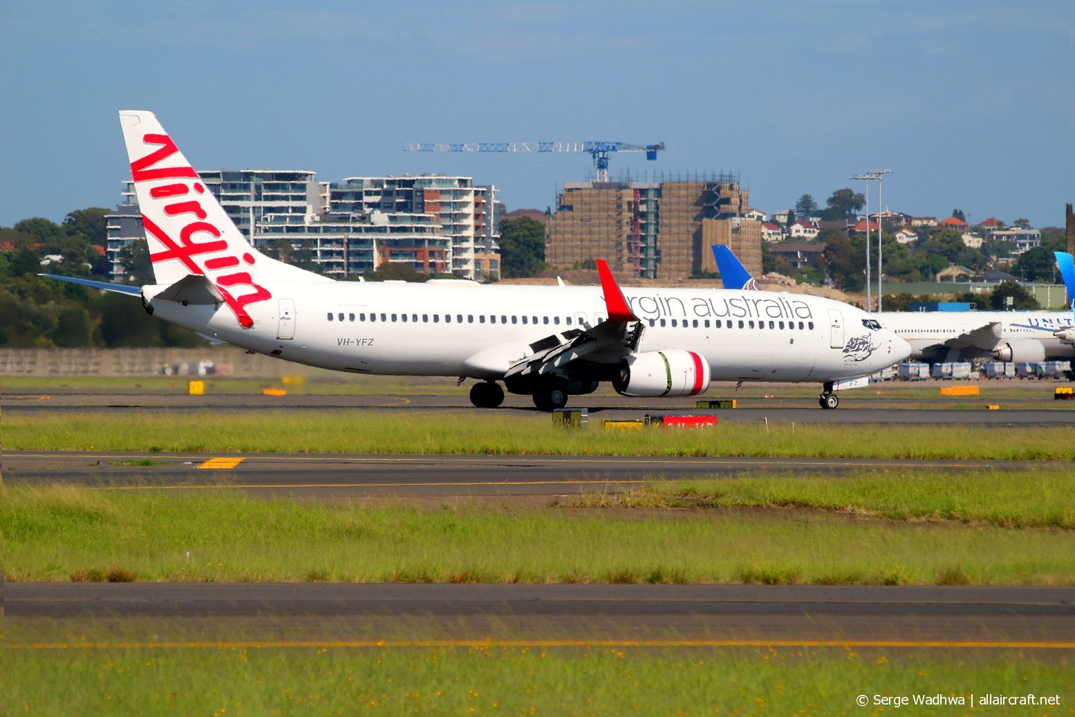 VH-YFZ · Boeing 737-8FE(WL) · (SYD / YSSY)