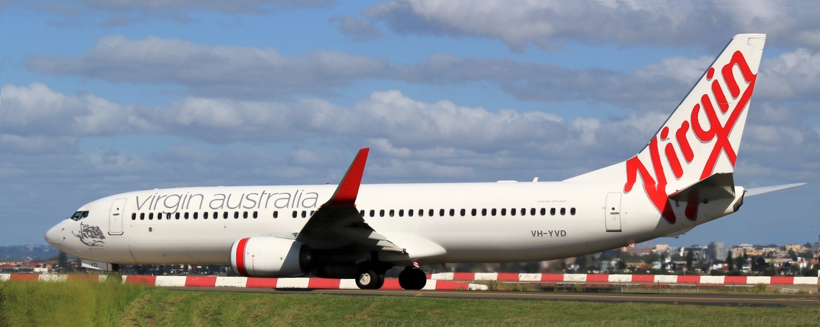 VH-YVD, (cn 40998), Boeing 737-8FE