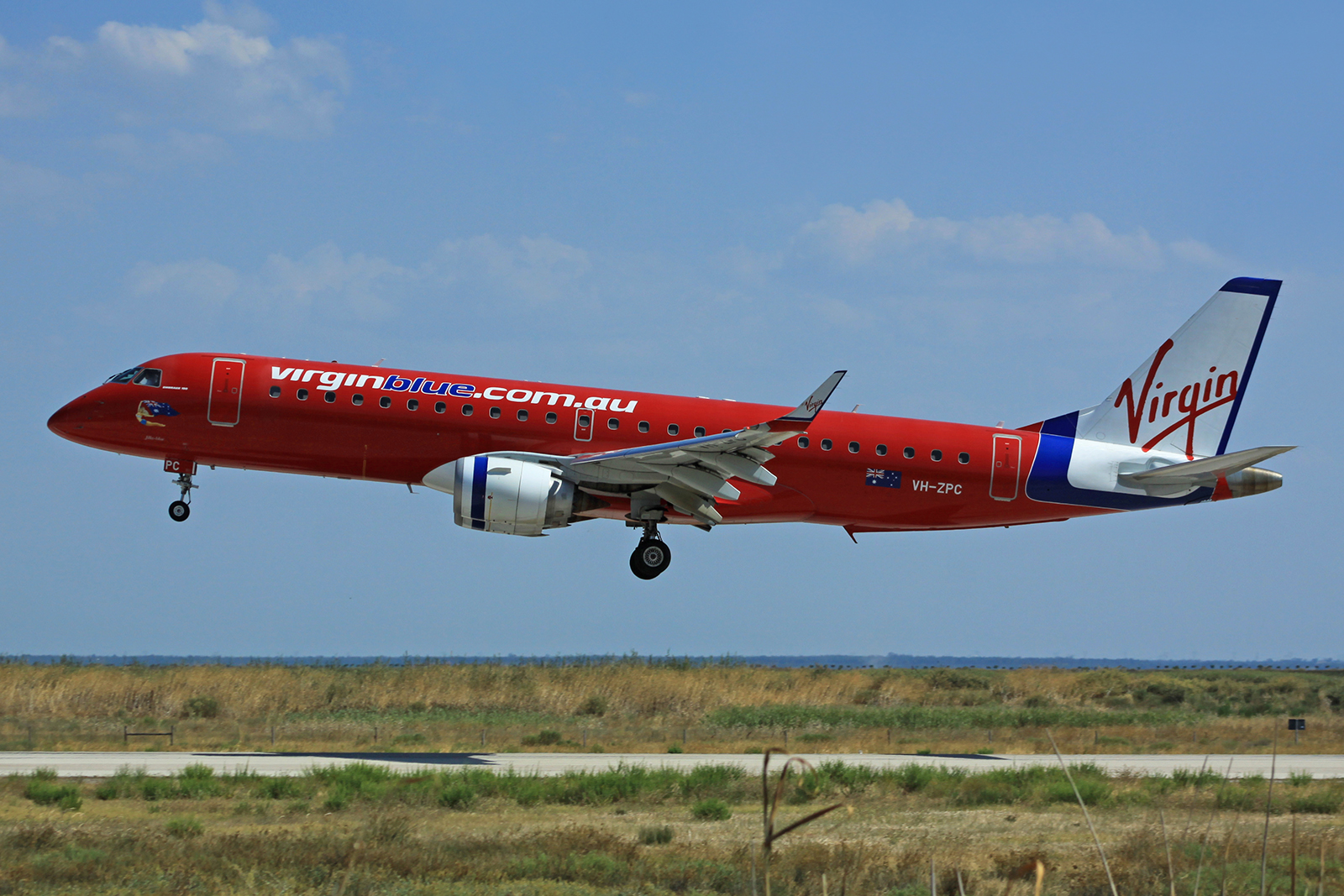 VH-ZPC (19000170) Embraer 190-100IGW