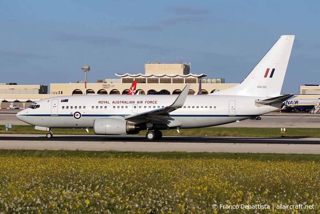 A36-001 (30829) 2000 Boeing 737-7DT(BBJ)