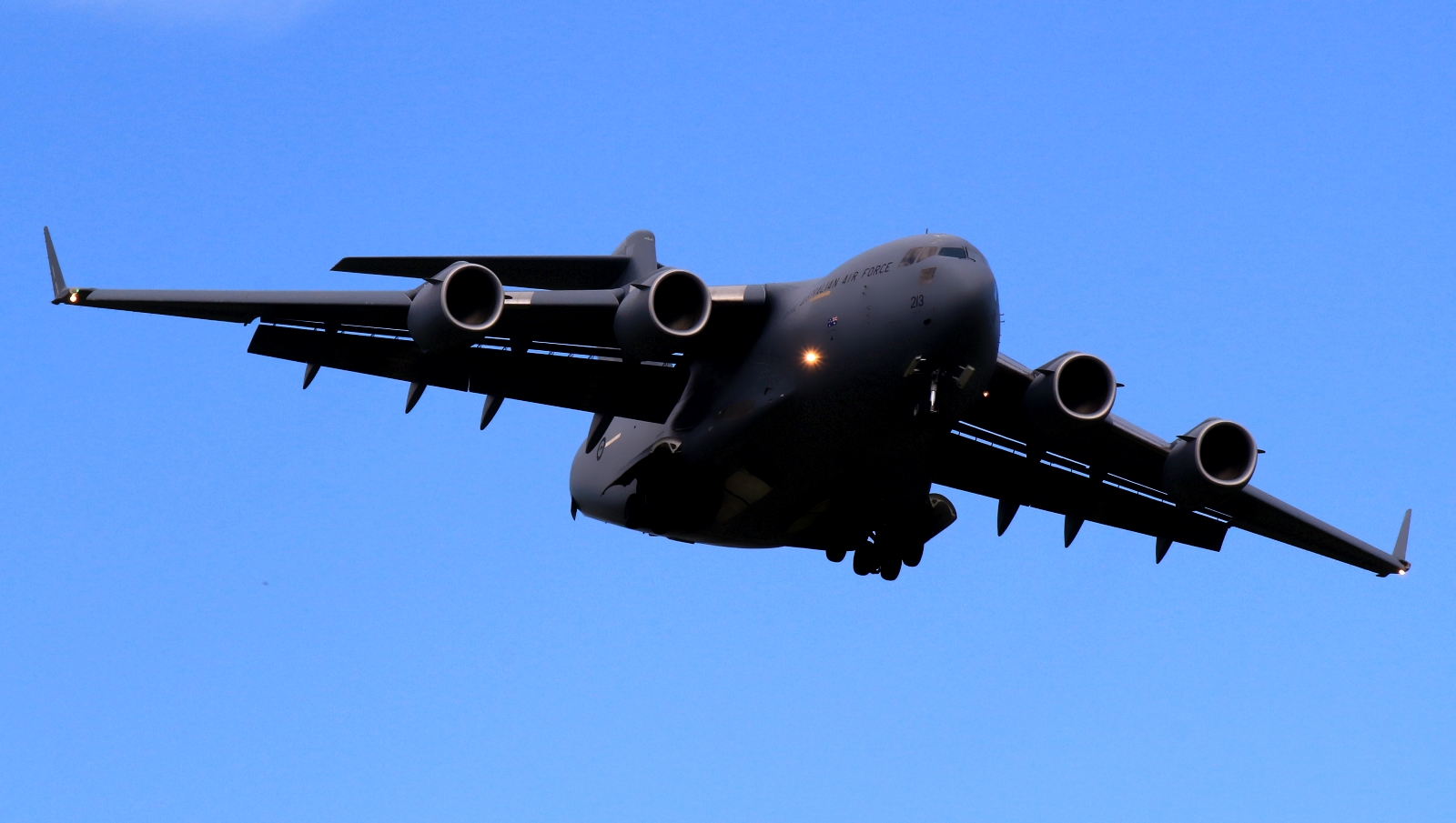 A41-213 (F-271) 2015 Boeing C-17A Globemaster III