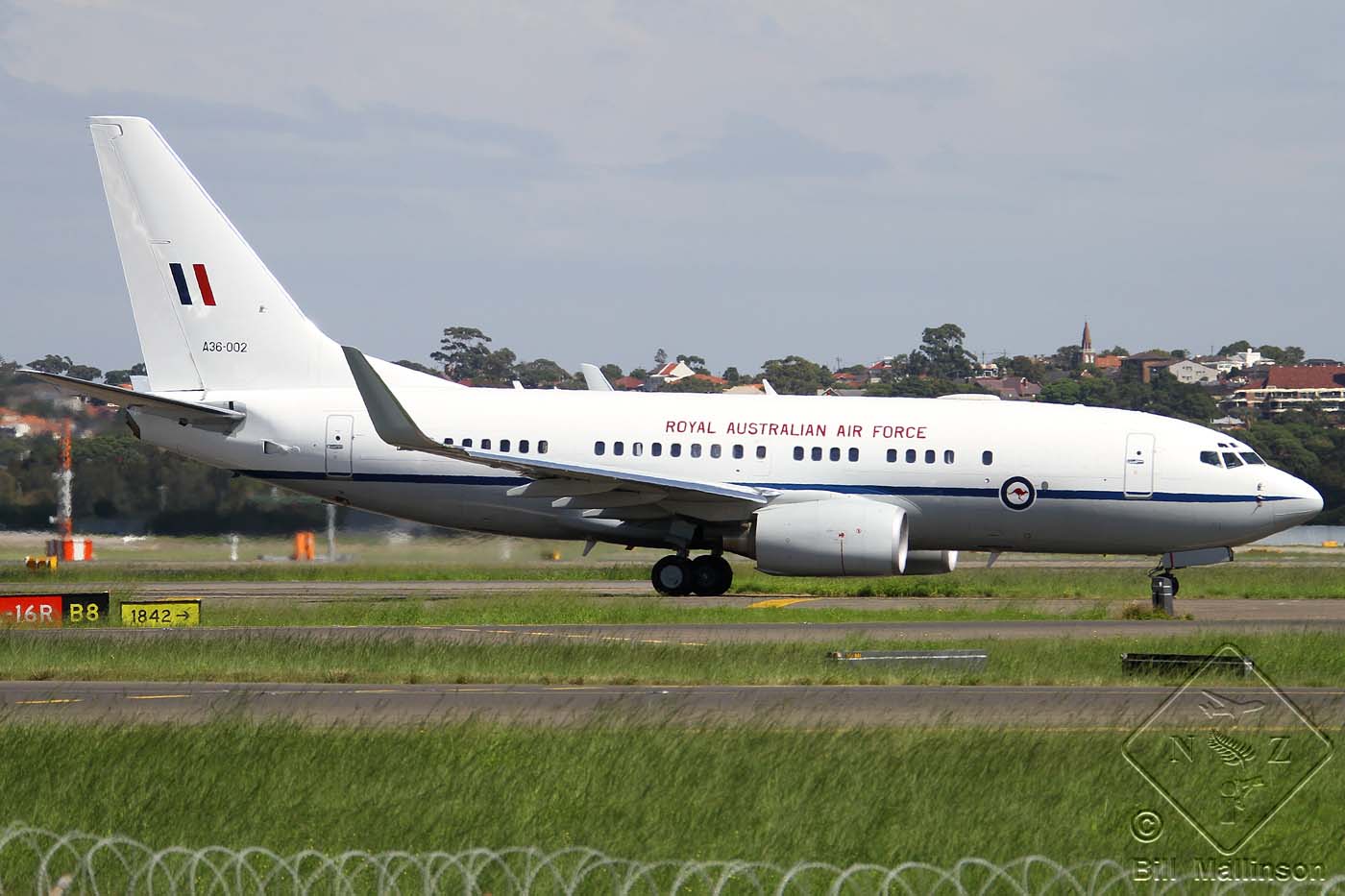 A36-002 · Boeing 737-7DF(BBJ) · (SYD / YSSY)