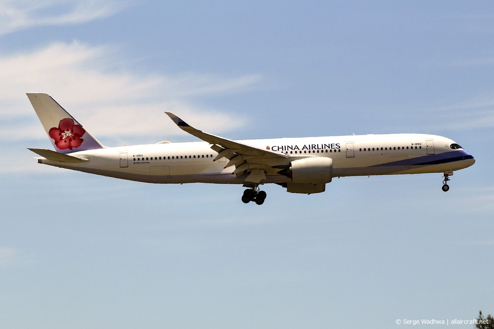 B-18912 (162) 2017 Airbus A350-941