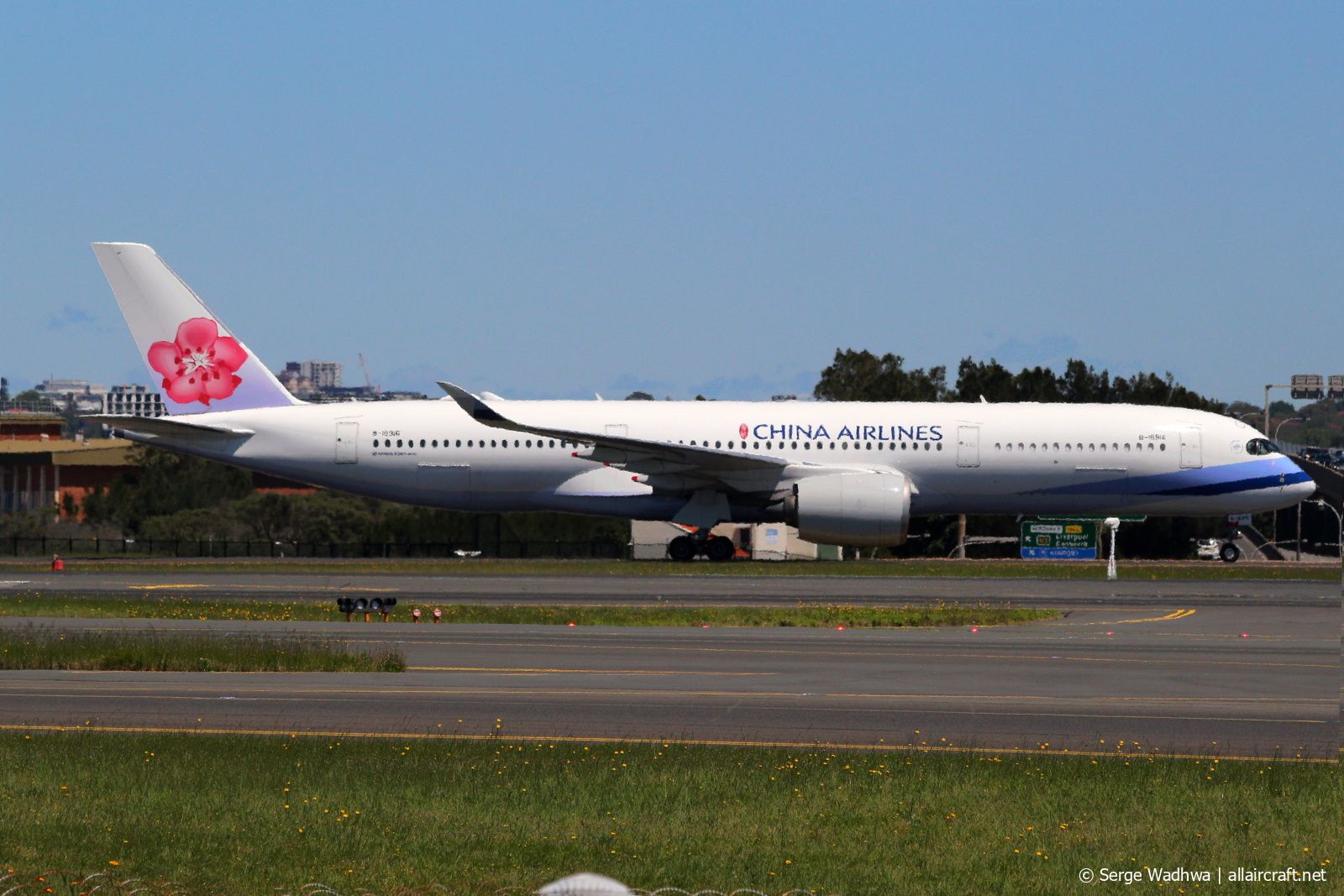 B-18916 (191) 2018 Airbus A350-941
