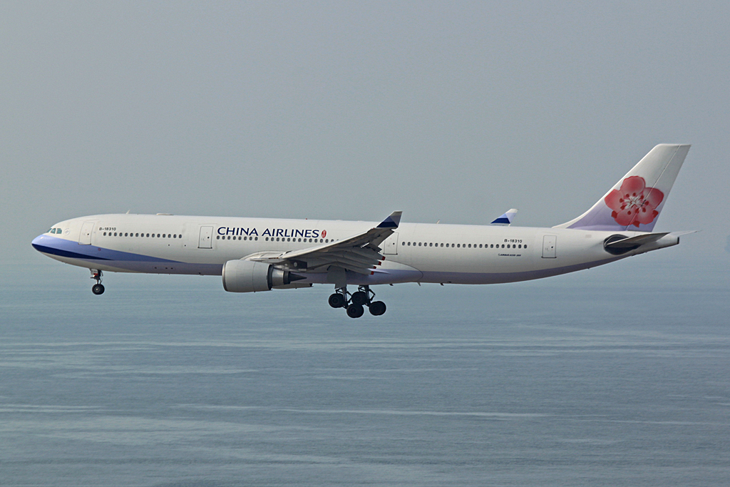 B-18310, (cn 714), Airbus A330-302