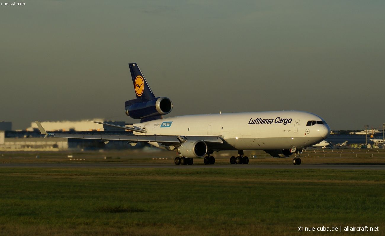 D-ALCN (48806) 2000 McDonnell Douglas MD-11F
