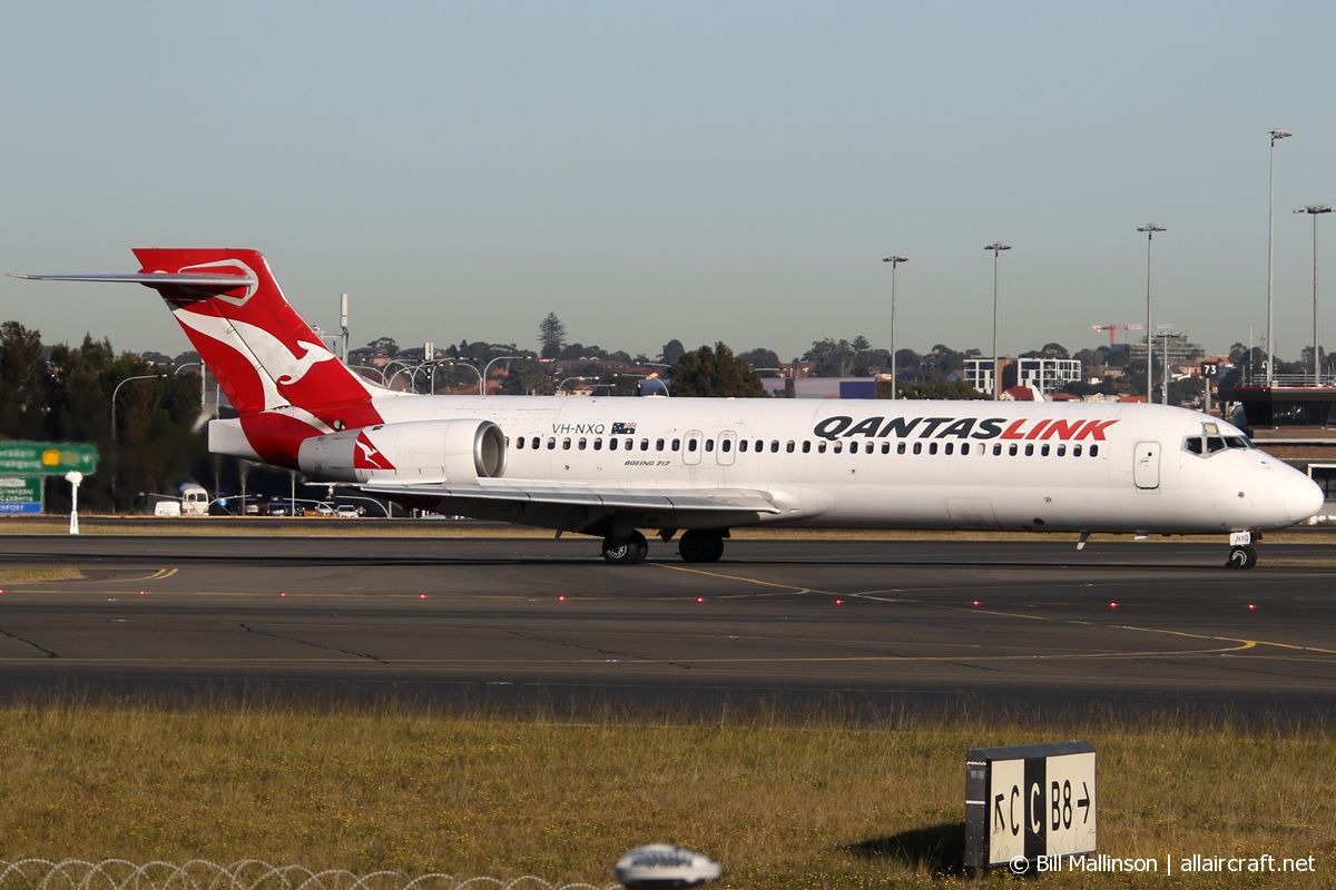 VH-NXQ · Boeing 717-231 · (SYD / YSSY)