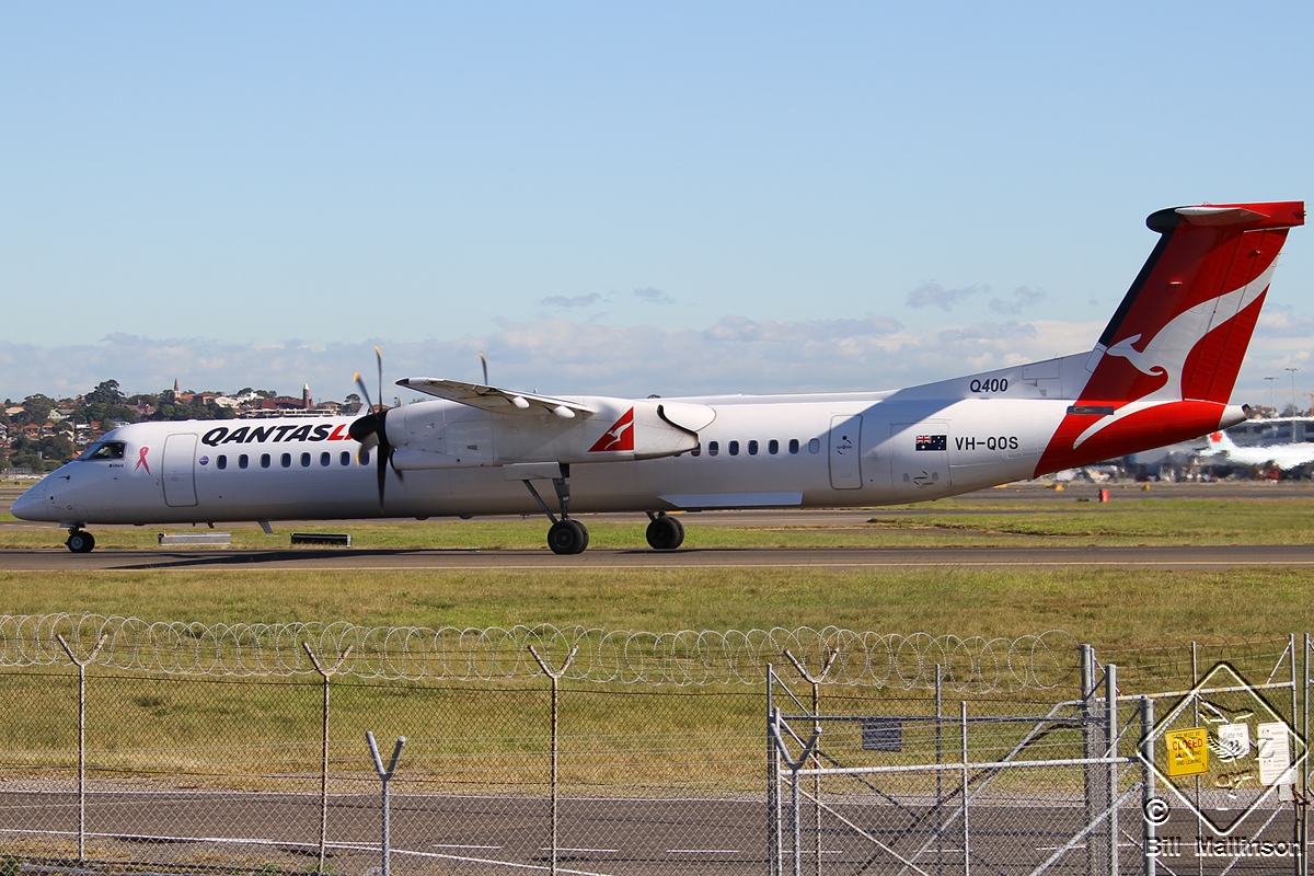 VH-QOS · Bombardier Dash 8-Q402 · (SYD / YSSY)
