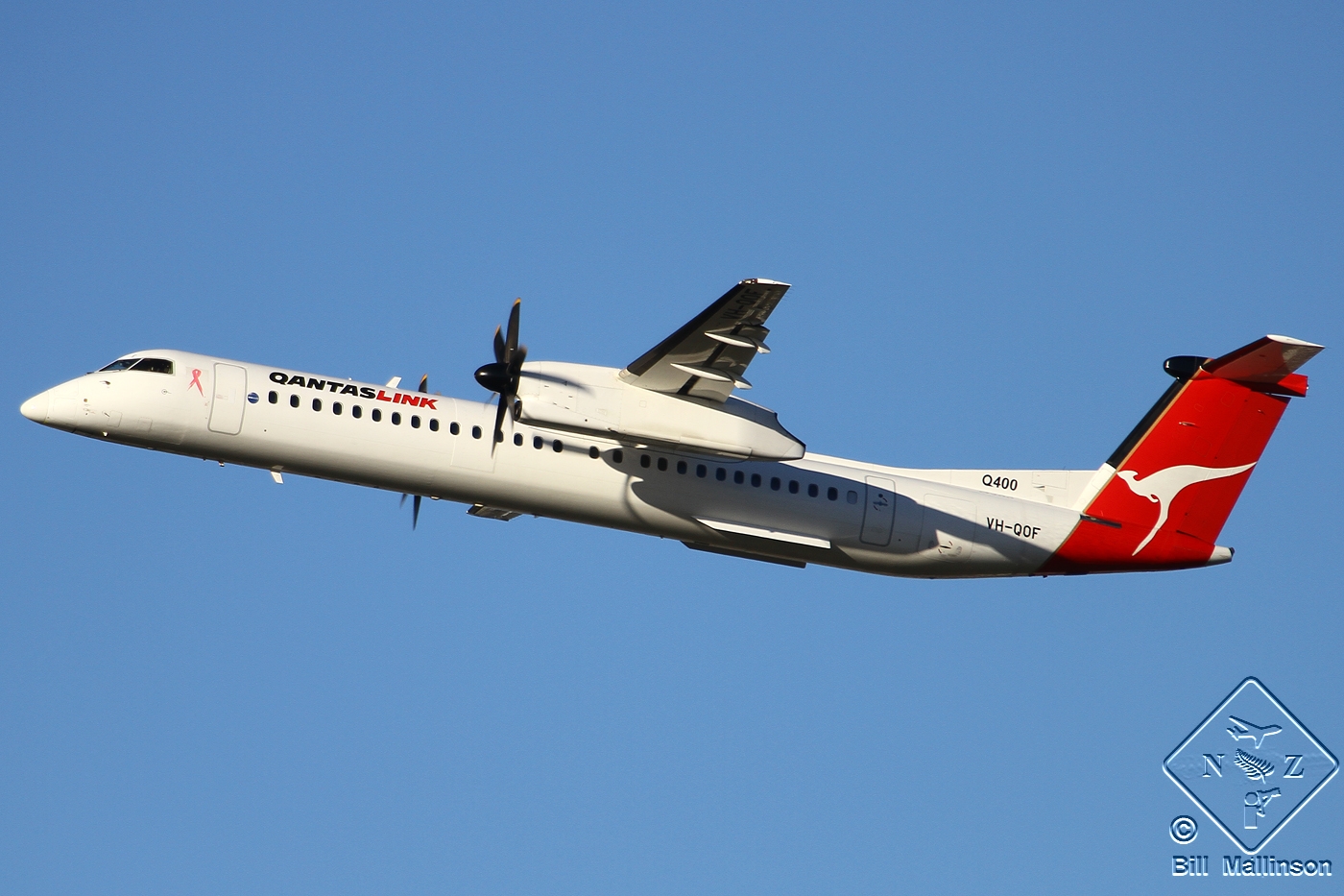 VH-QOF · Bombardier Dash 8-Q402 · (SYD / YSSY)