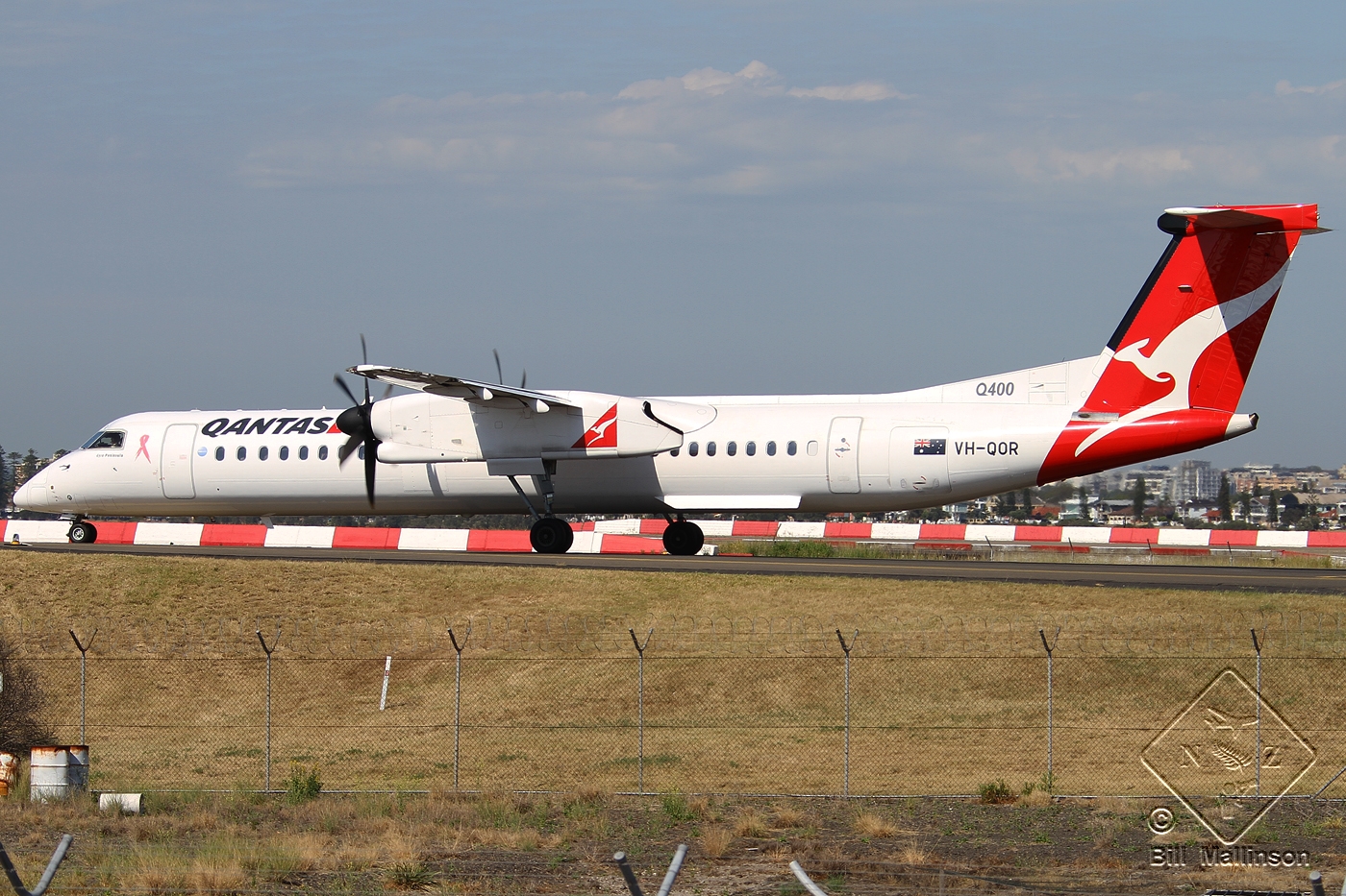 VH-QOR · Bombardier Dash 8-Q402 · (SYD / YSSY)