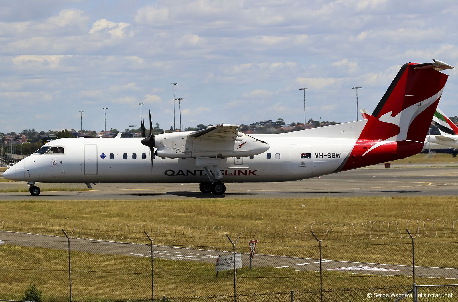 VH-SBW · Bombardier Dash 8-Q315 · (SYD / YSSY)