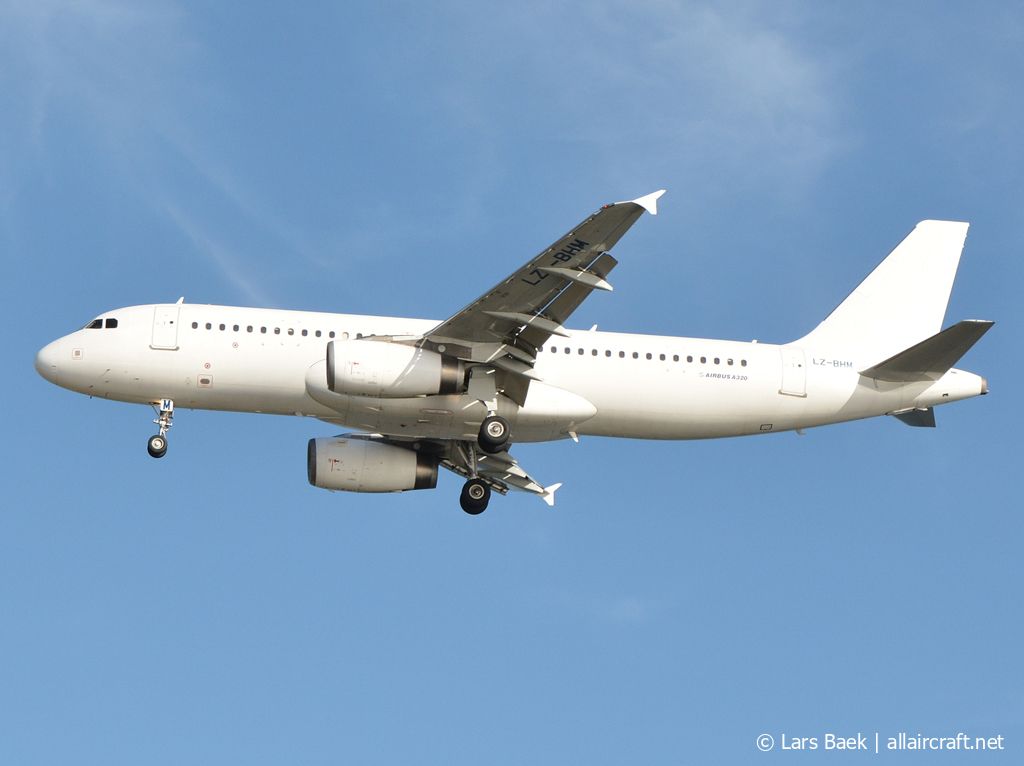 LZ-BHM · Airbus A320-232 · (CPH / EKCH)