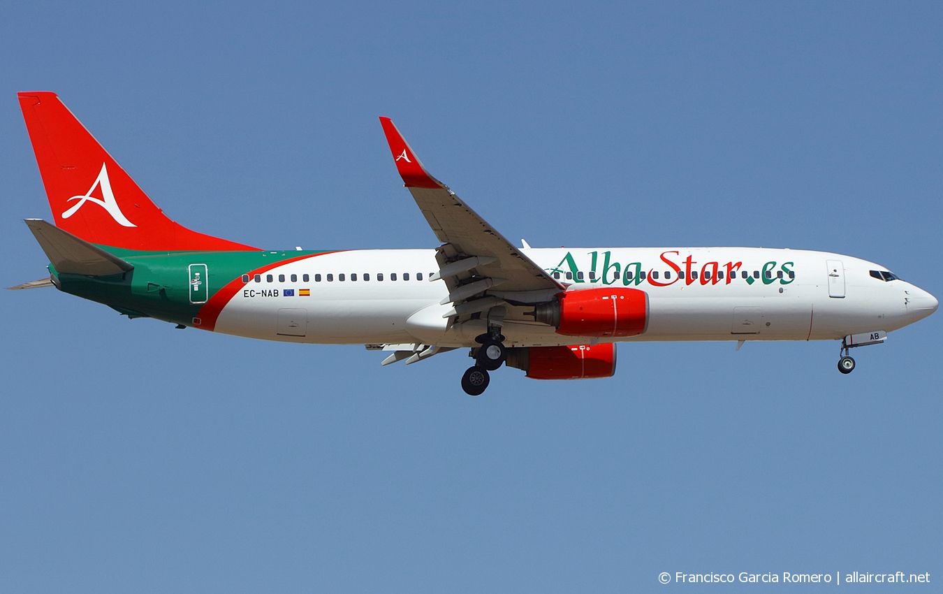 EC-NAB (29051) 2000 Boeing 737-81Q(WL)
