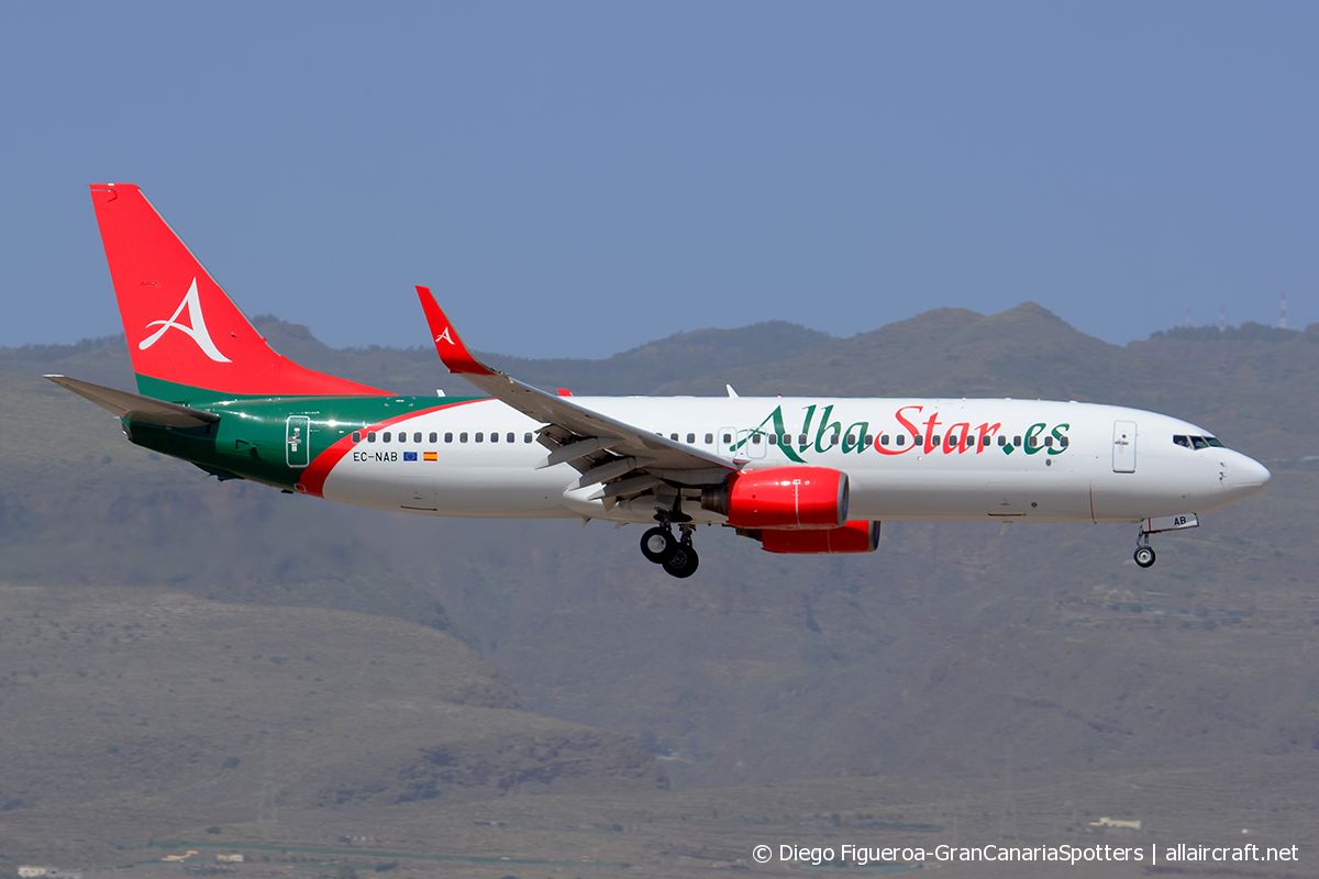 EC-NAB (29051) 2000 Boeing 737-81Q(WL)