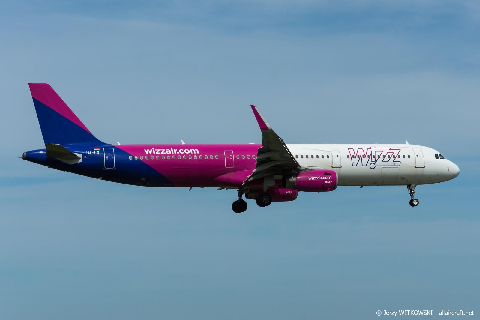 HA-LXI (7280) 2016 Airbus A321-231(WL)