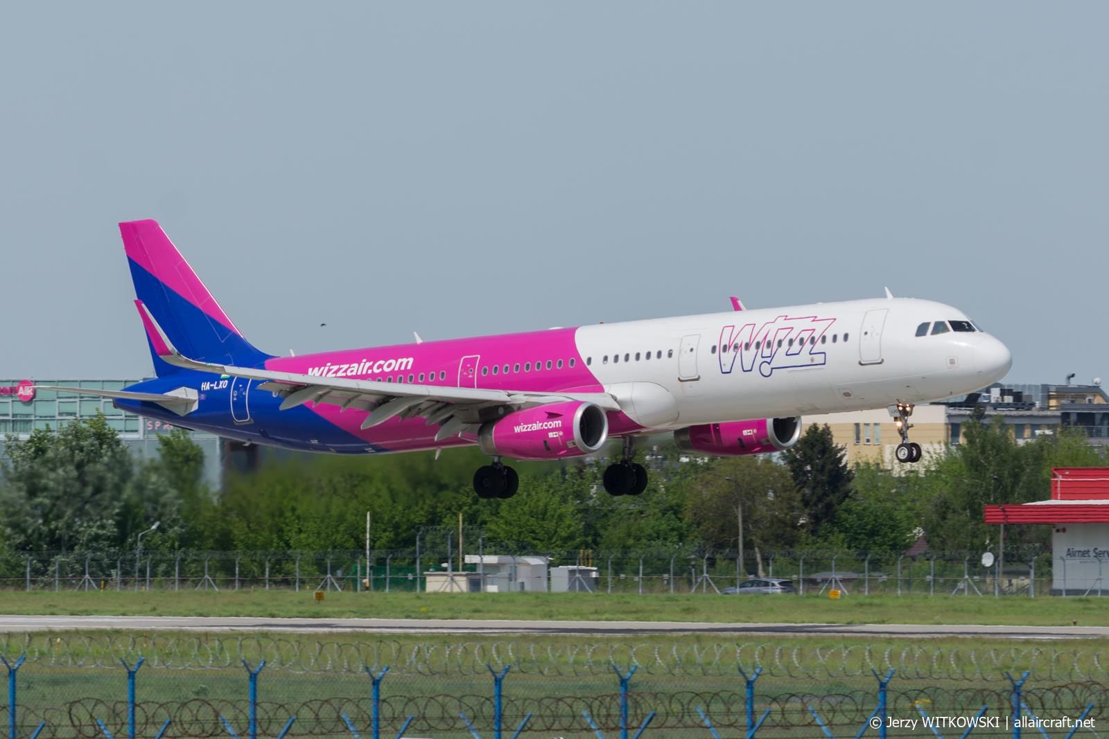 HA-LXO (7562) 2017 Airbus A321-231(WL)