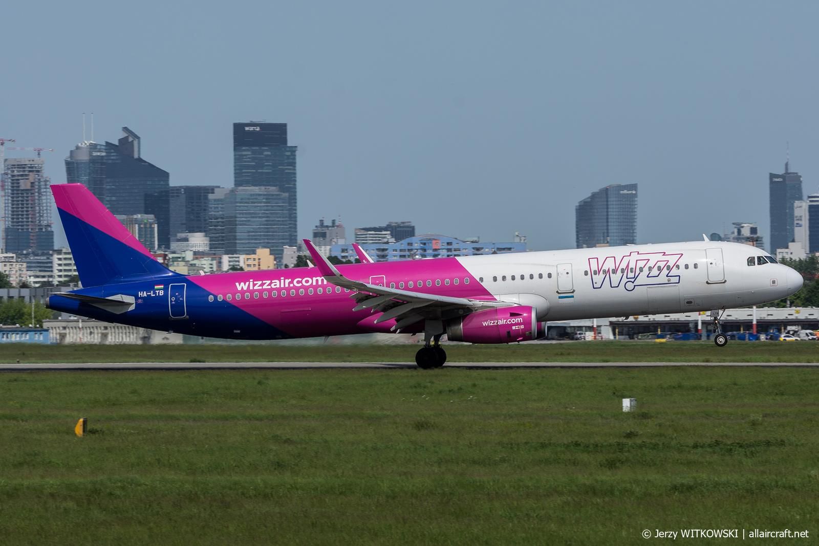HA-LTB (8271) 2019 Airbus A321-231(WL)