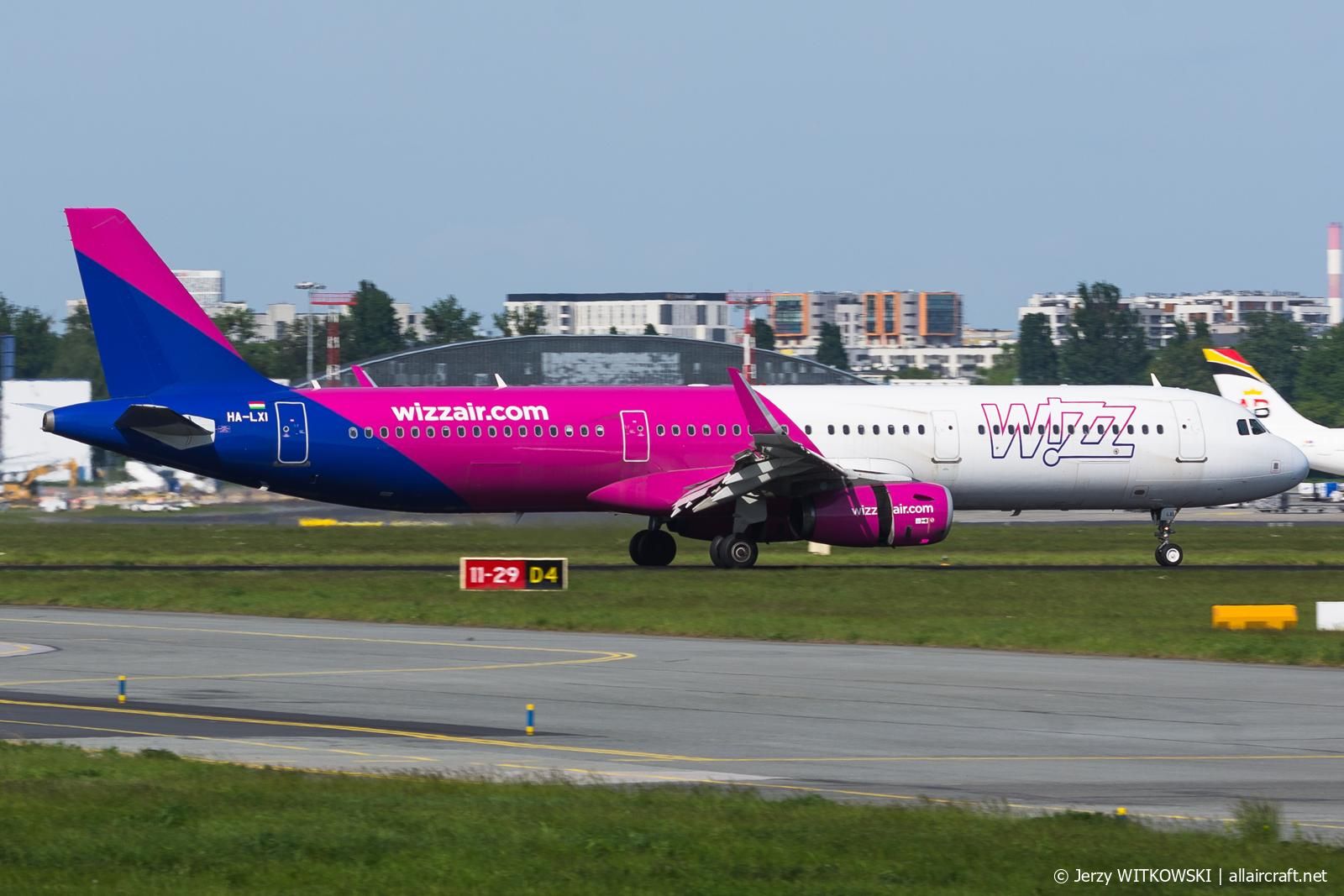 HA-LXI (7280) 2016 Airbus A321-231(WL)
