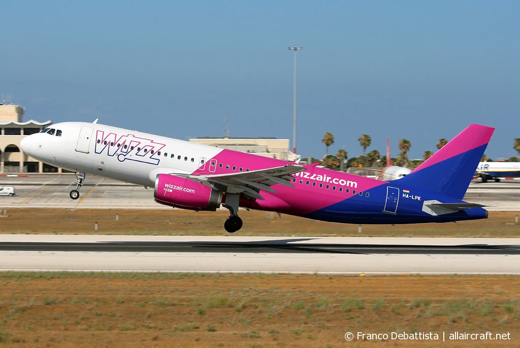 HA-LPK (3143) 2007 Airbus A320-232