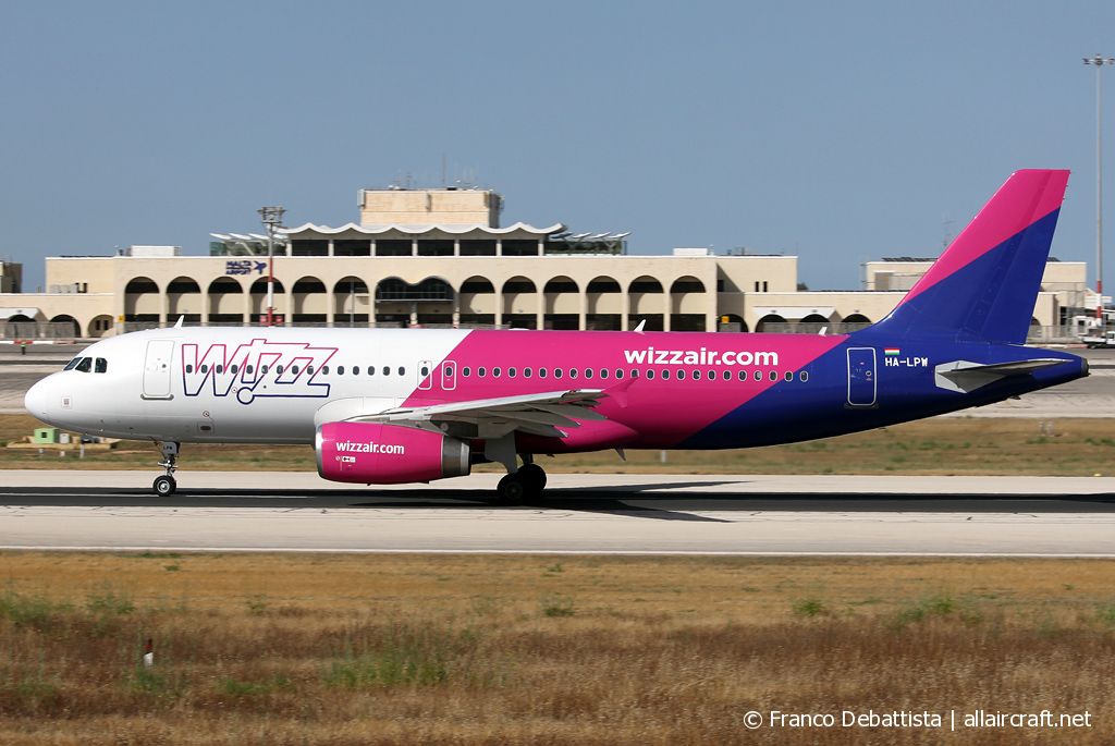 HA-LPW (3947) 2009 Airbus A320-232