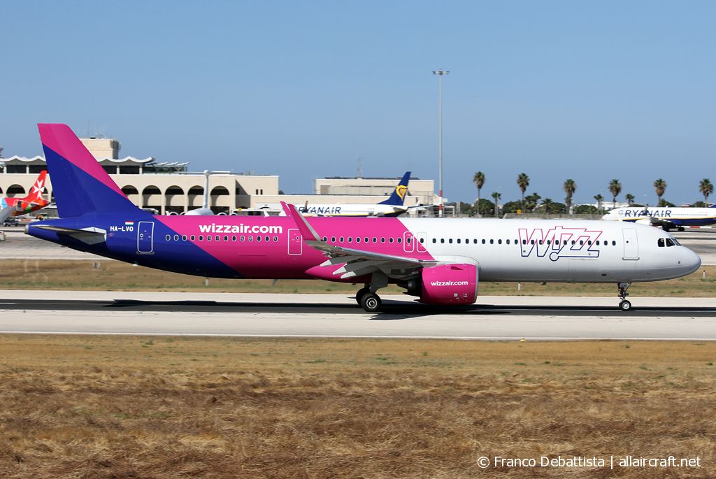 HA-LVO · Airbus A321-271NX · (MLA / LMML)
