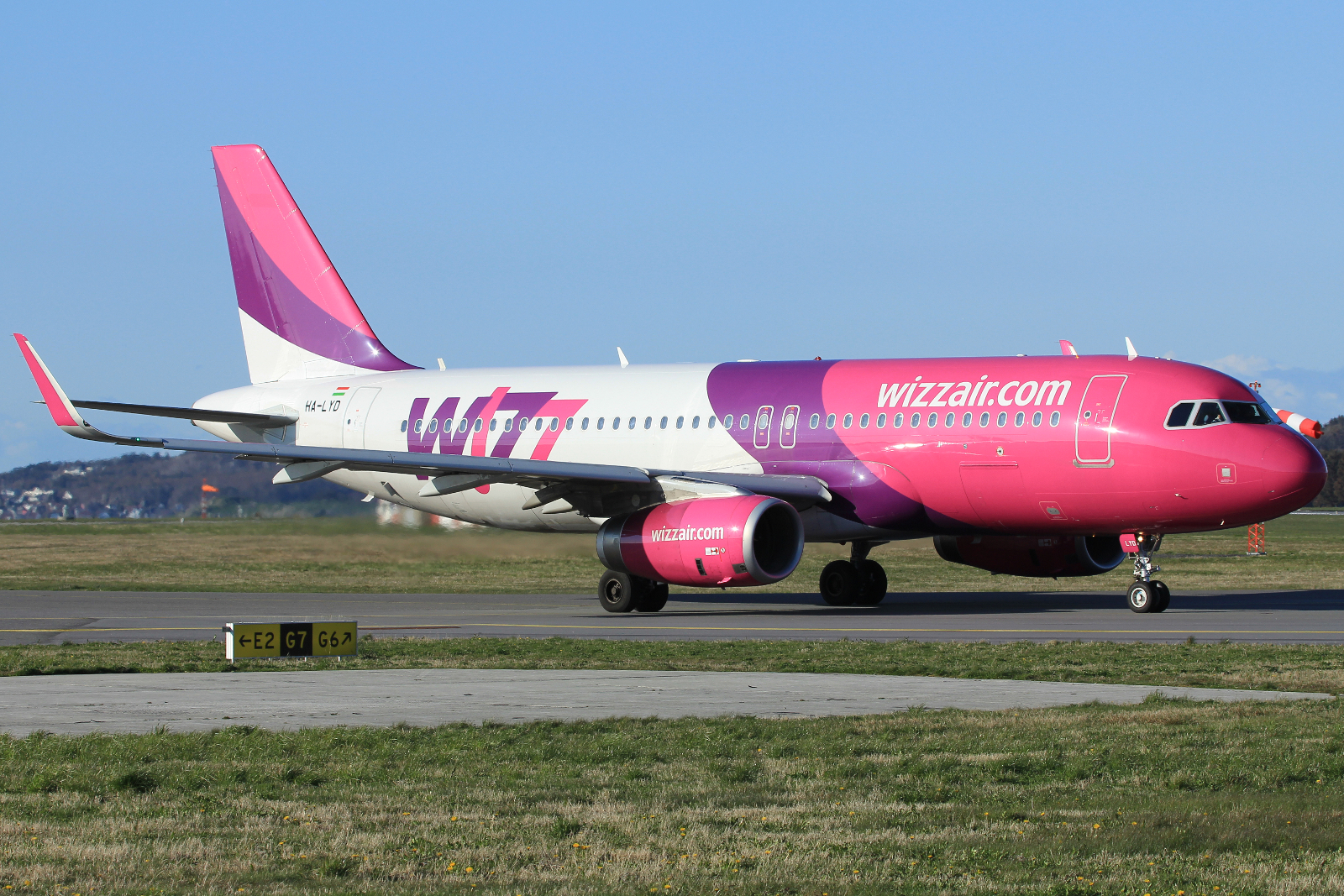 HA-LYD · Airbus A320-232(WL) · (SVG / ENZV)