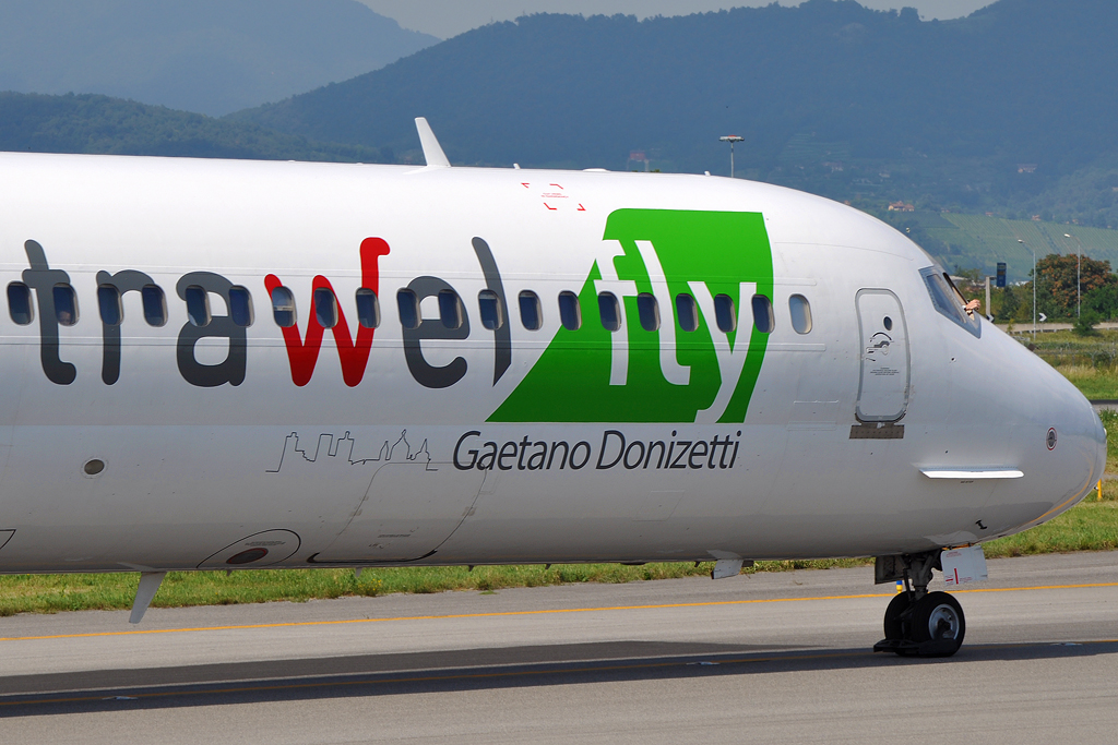 YR-HBE · McDonnell Douglas MD-83 · (BGY / LIME)