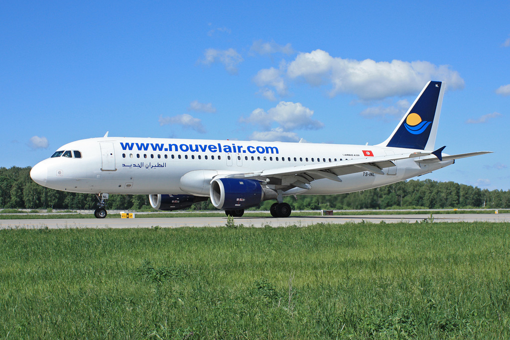 TS-INL · Airbus A320-211 · (DME / UUDD)