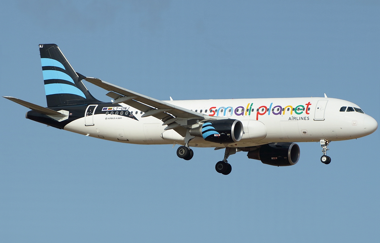 LY-ONJ (4203) 2010 Airbus A320-214