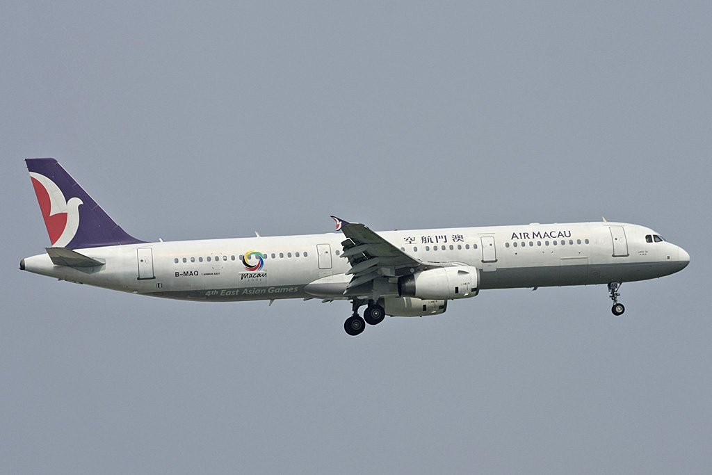 B-MAQ · Airbus A321-231 · (SHA / ZSSS)