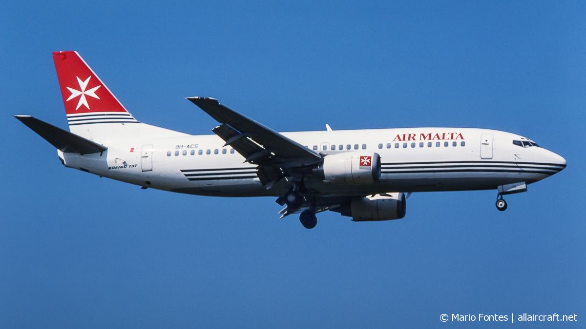 9H-ACS (23827) 1987 Boeing 737-33A